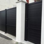 Portail extérieur